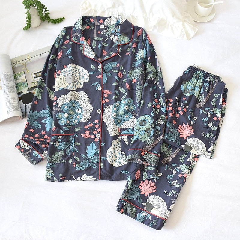 Women's Long-sleeved Floral Pajamas