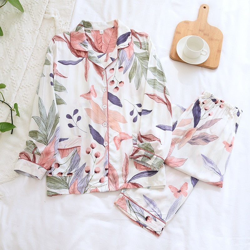 Women's Long-sleeved Floral Pajamas